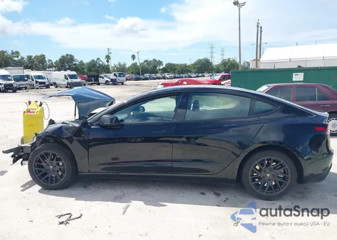 2024 Tesla Model 3 Long Range Dual Motor All-Wheel Drive/Rear-Wheel Drive from USA, damaged, VIN 5YJ3E1EA2RF739195